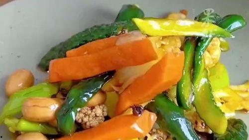 大学生爆料榨菜视频大全,榨菜视频大全背后的真实故事